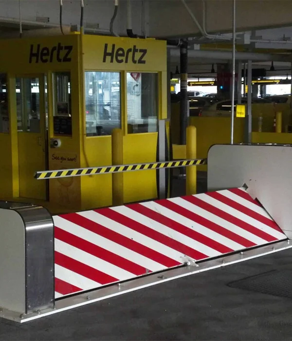 Delta Scientific DSC1450 Surface Mounted Barricade